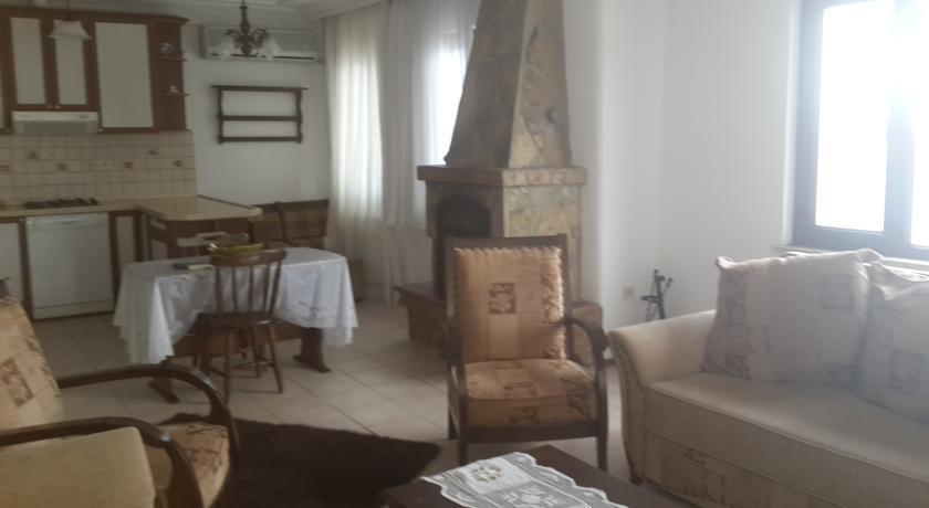Cunda Beyaz Balina Hotel Ayvalik Bilik gambar