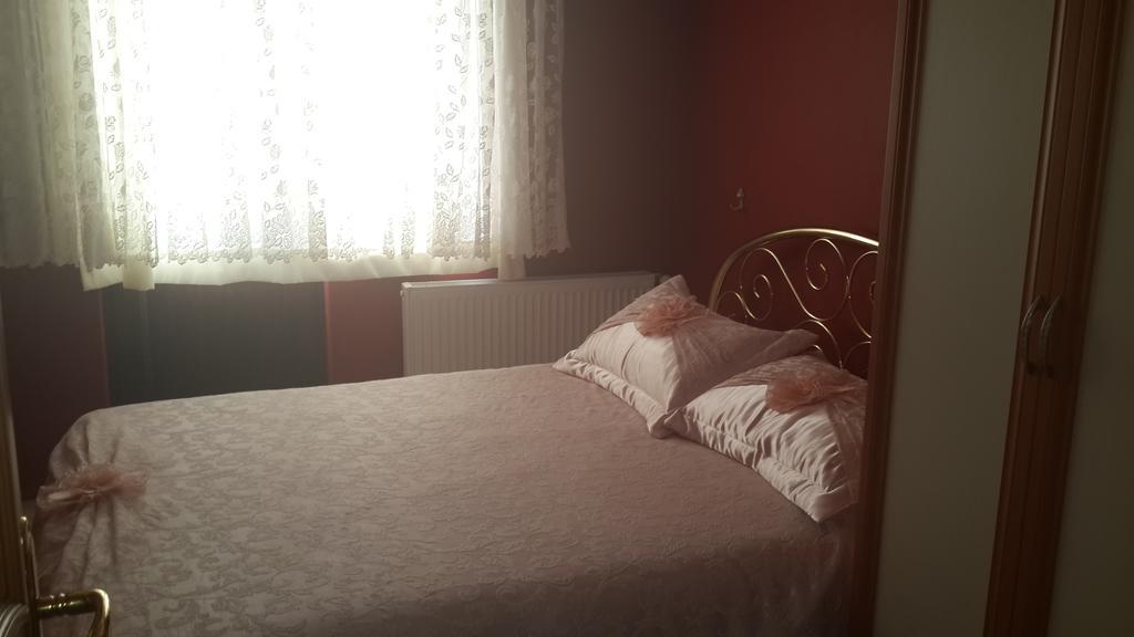 Cunda Beyaz Balina Hotel Ayvalik Bilik gambar