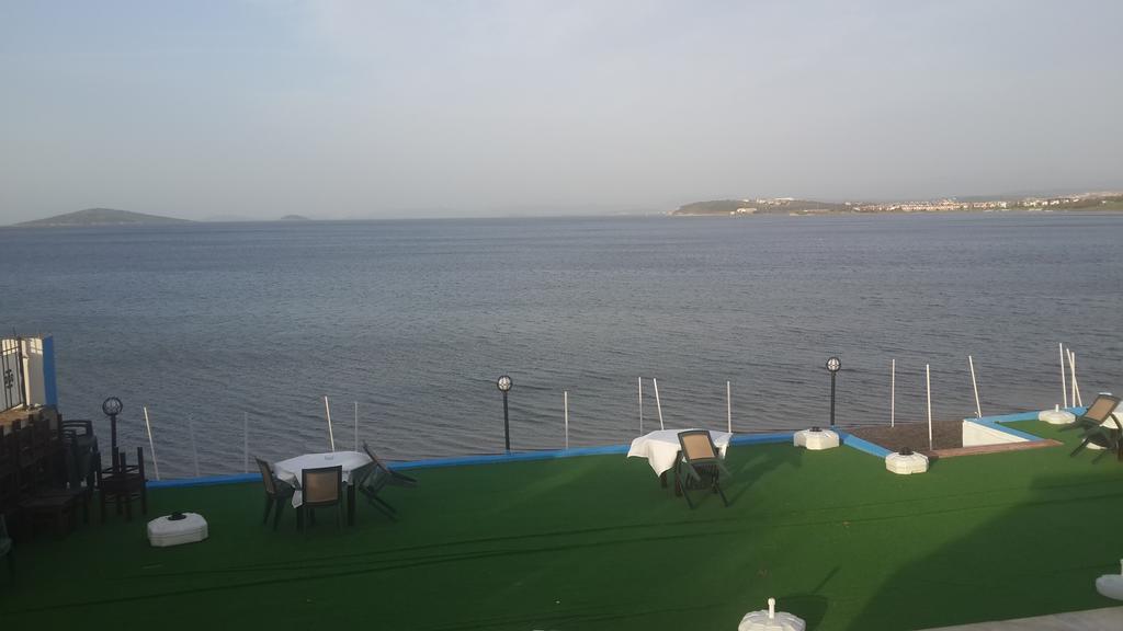 Cunda Beyaz Balina Hotel Ayvalik Bilik gambar