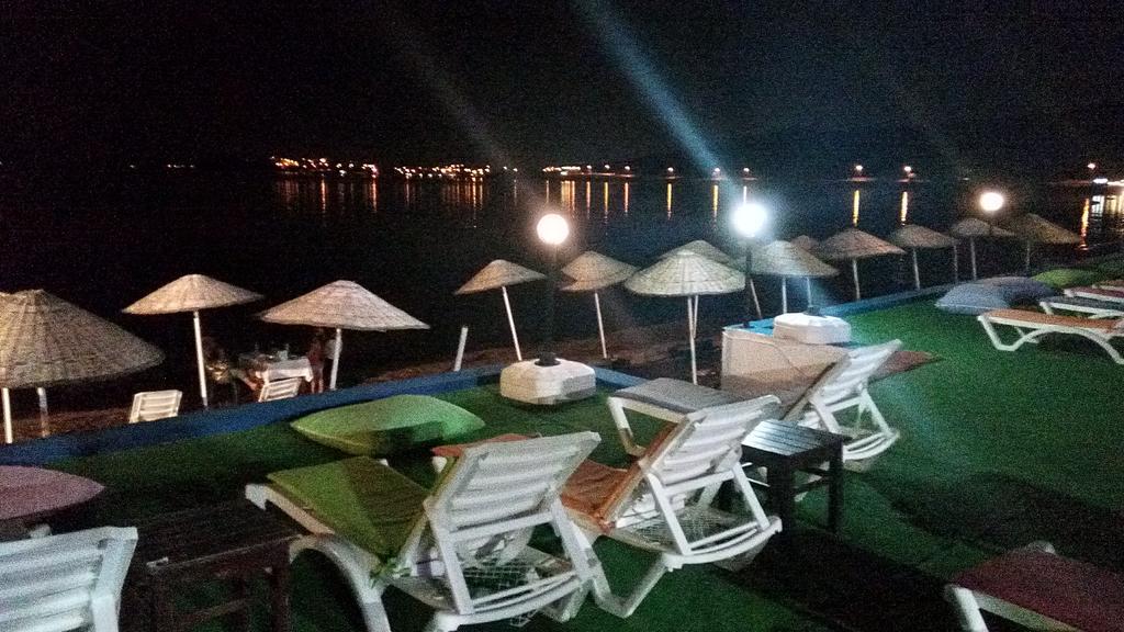 Cunda Beyaz Balina Hotel Ayvalik Luaran gambar