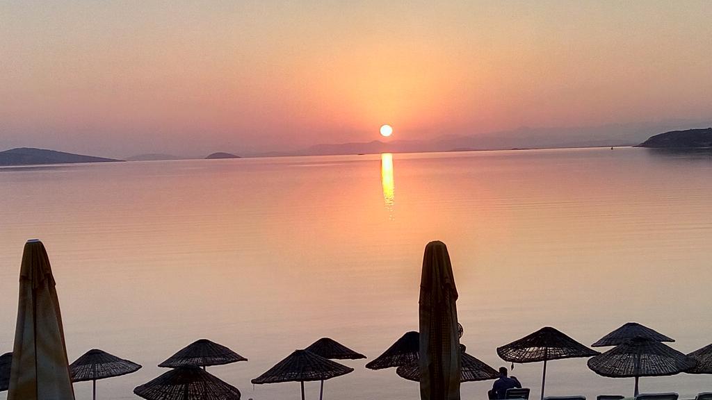 Cunda Beyaz Balina Hotel Ayvalik Luaran gambar